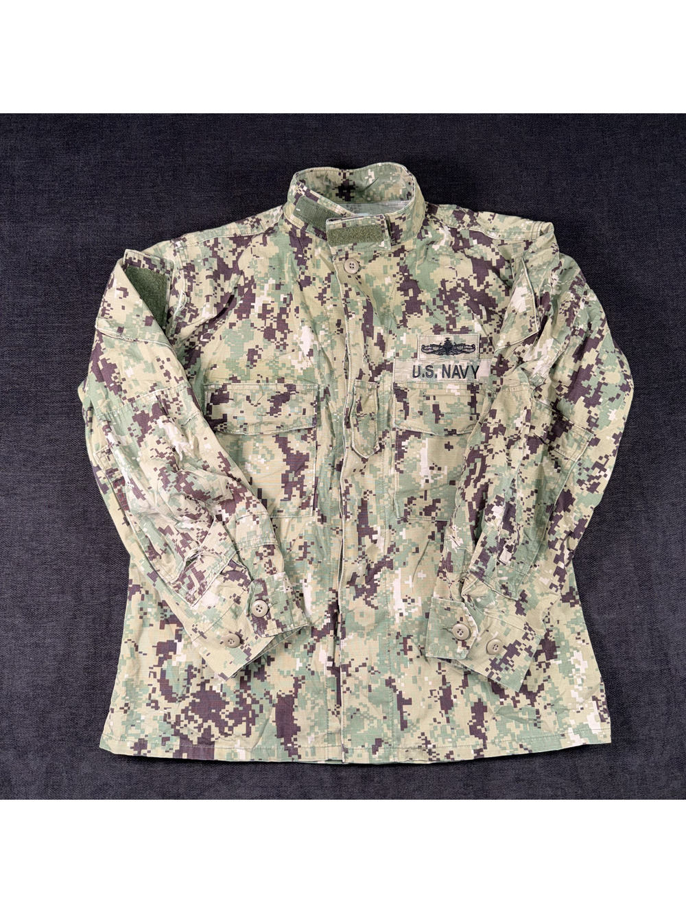 U.S. Navy Digital Camouflage Military Jacket Medium Short